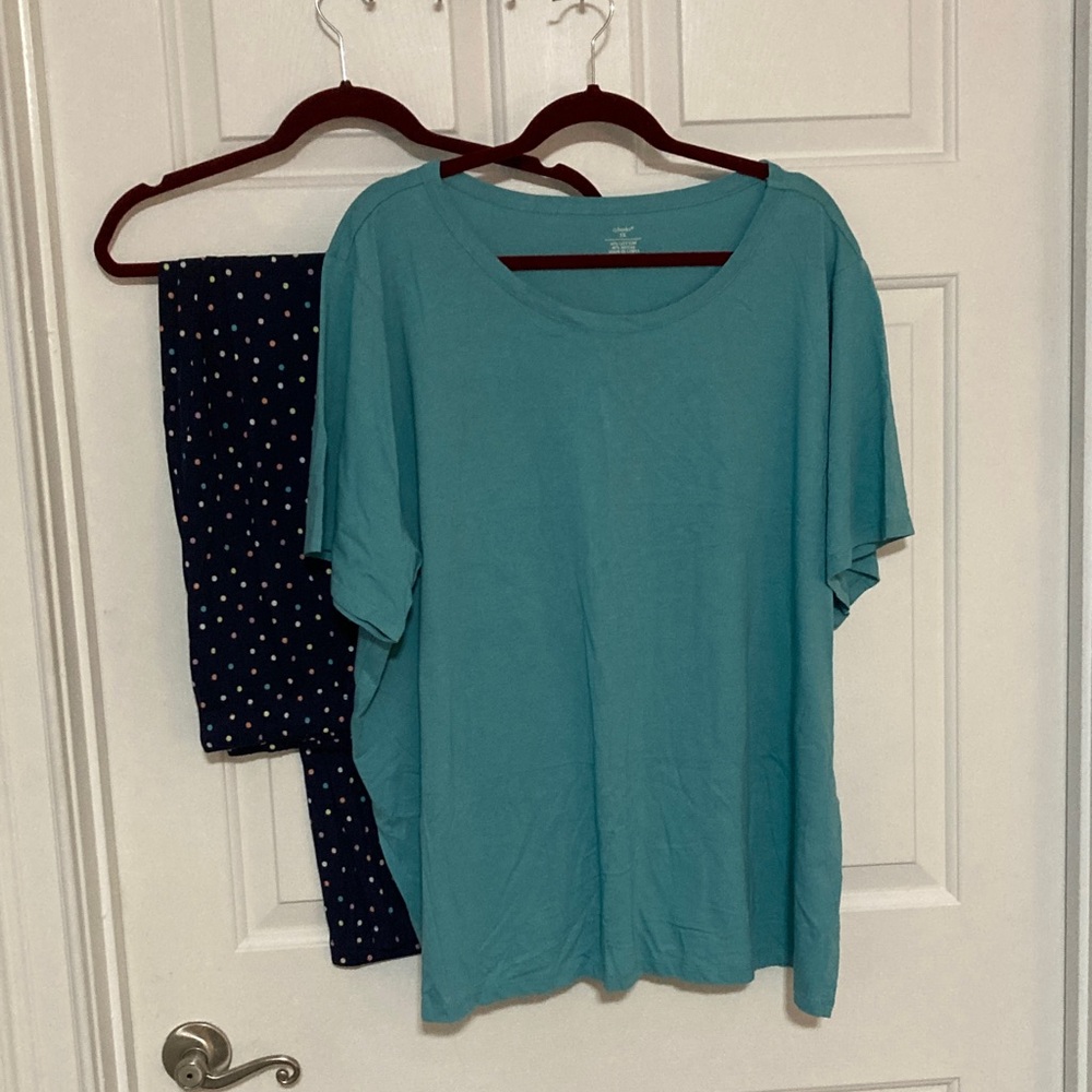 Teal Top and Polka Dot Pajama/Loungewear Set